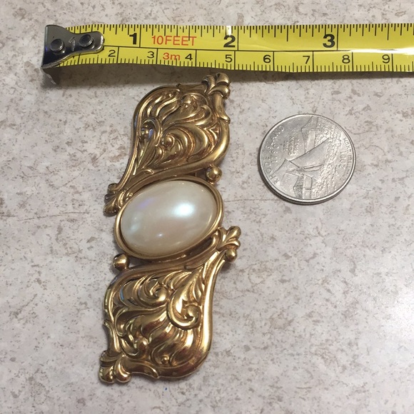 VINTAGE SIGNED GINNIE JOHANSON ‘89 PEARL BROOCH - Picture 5 of 5